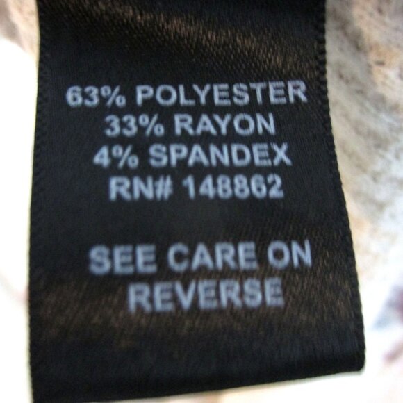 TORRID Top Thermal Henley Cream Floral V-Neck Snap Button Closure Knit 1X Casual - Picture 7 of 7